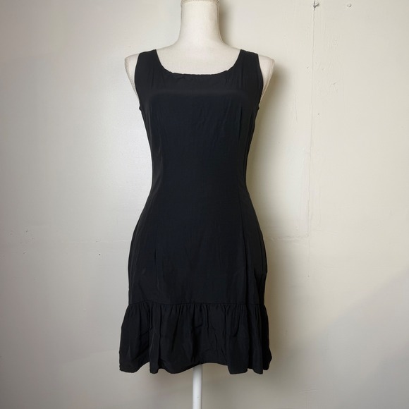 Brooks Atelier Dresses & Skirts - Brooks Atelier New York Y2K Black Ruffle Hem Micro Mini Dress Sleeveless Size 5